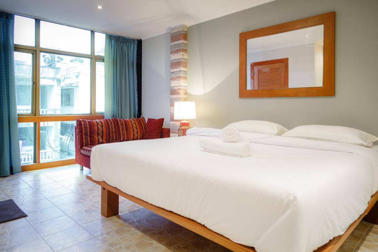 Avenue Beach Hotel Jomtien Beach Exterior photo