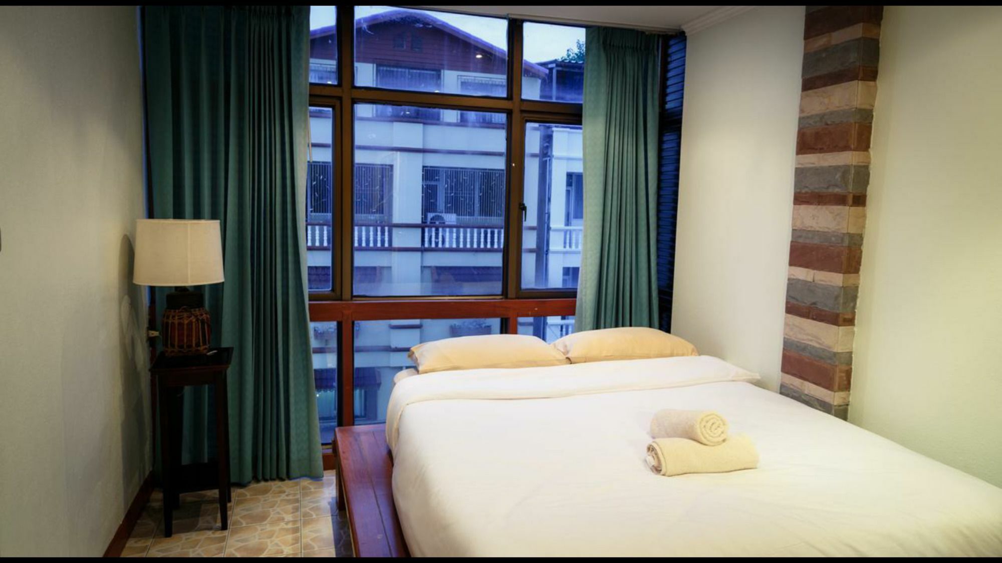 Avenue Beach Hotel Jomtien Beach Exterior photo
